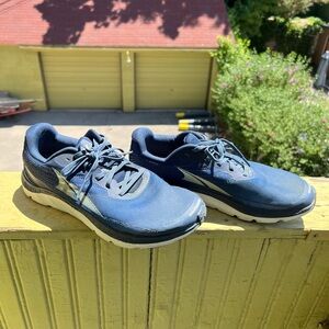 Altra Rivera 2